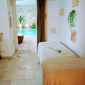 Massage relaxant chez APULIA Spa & Wellness à Tubize Massage relaxant chez APULIA Spa & Wellness à Tubize