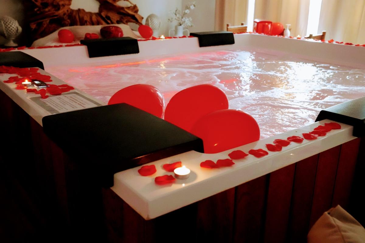 Suite Romantic exécutive avec Jacuzzi privé + Accès au SPA privatif - image 26