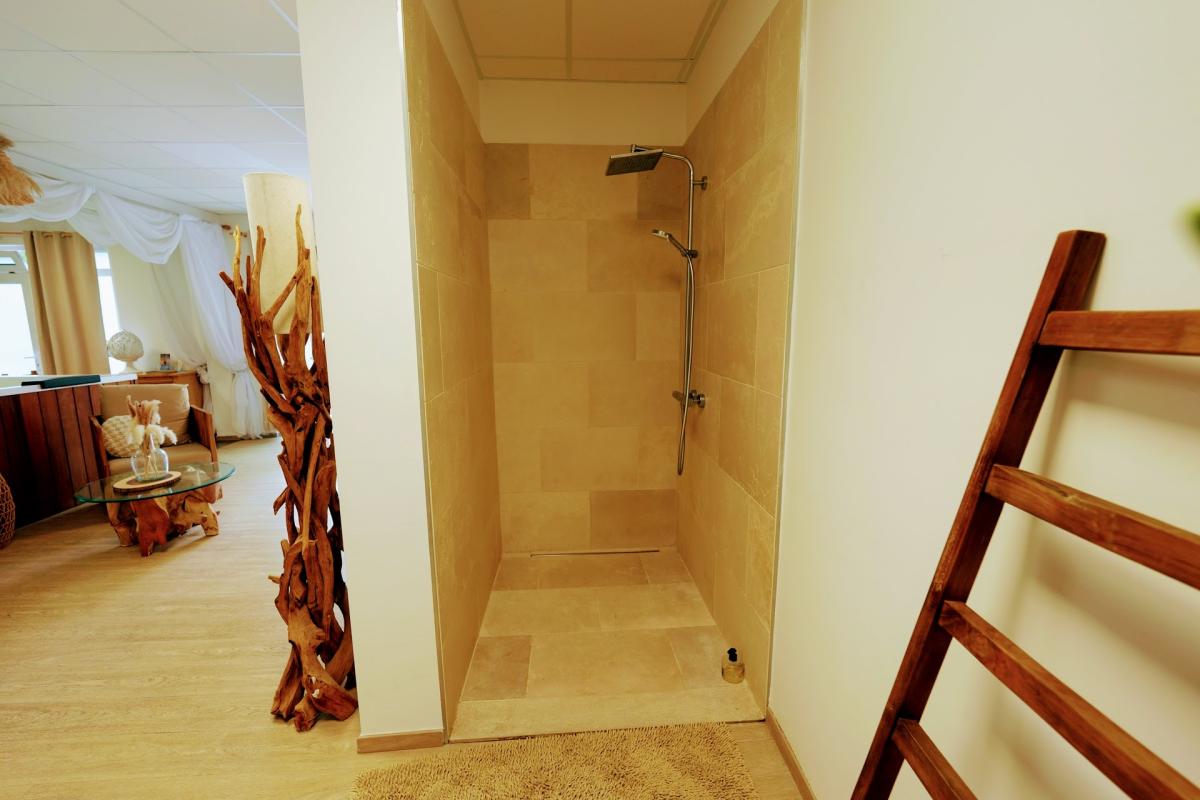 Suite Romantic exécutive avec Jacuzzi privé + Accès au SPA privatif - image 30